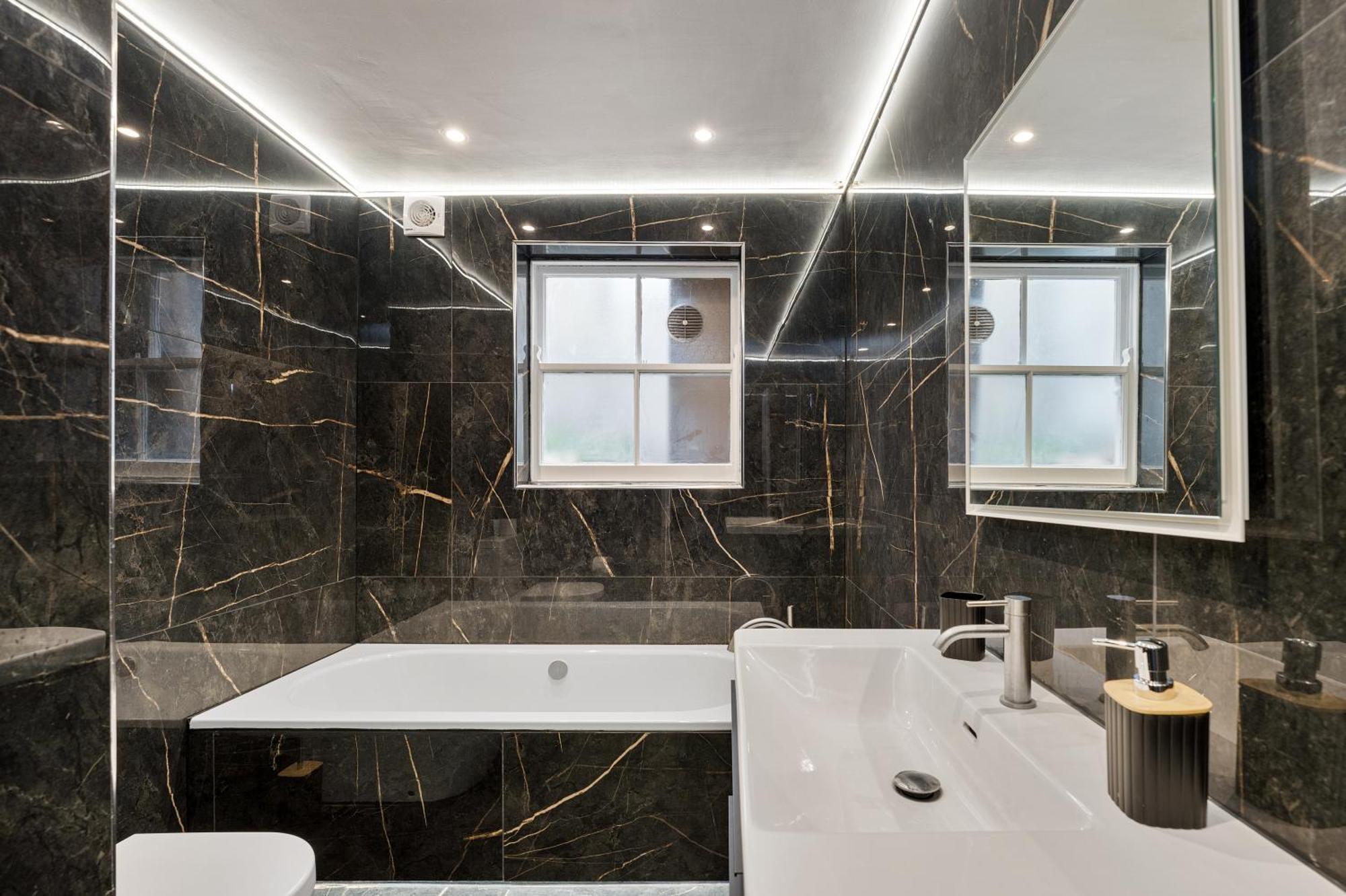 Apartment Luxury Modern 2-bed Flat In Chic Chelsea