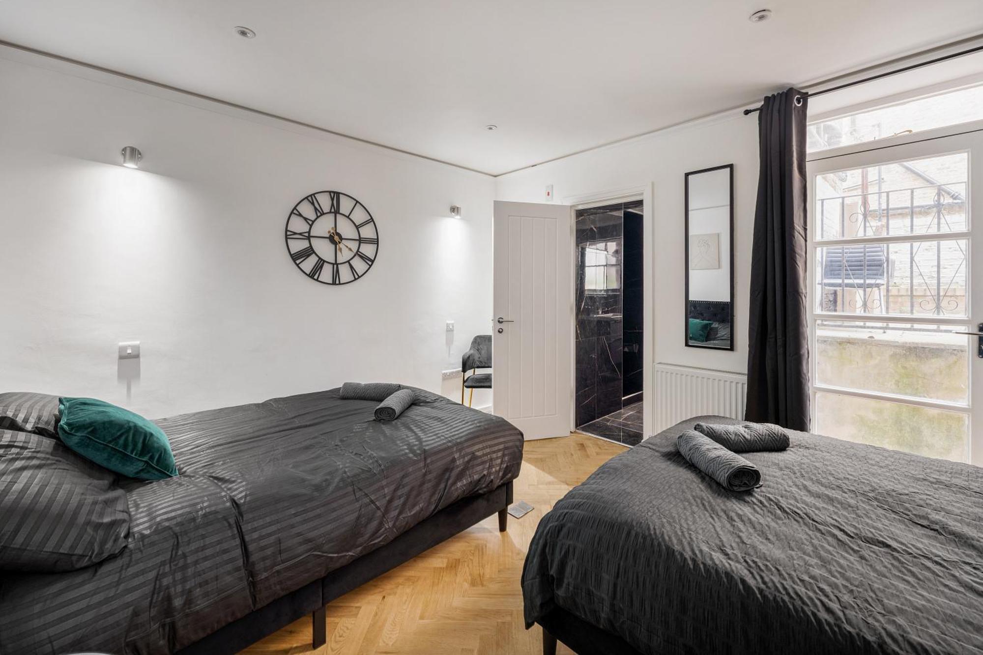 Luxury Modern 2-bed Flat In Chic Chelsea Apartment London