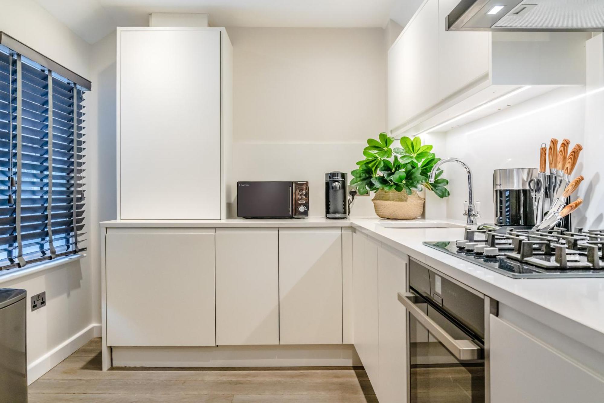Be - The Chinatown Residences Apartment London
