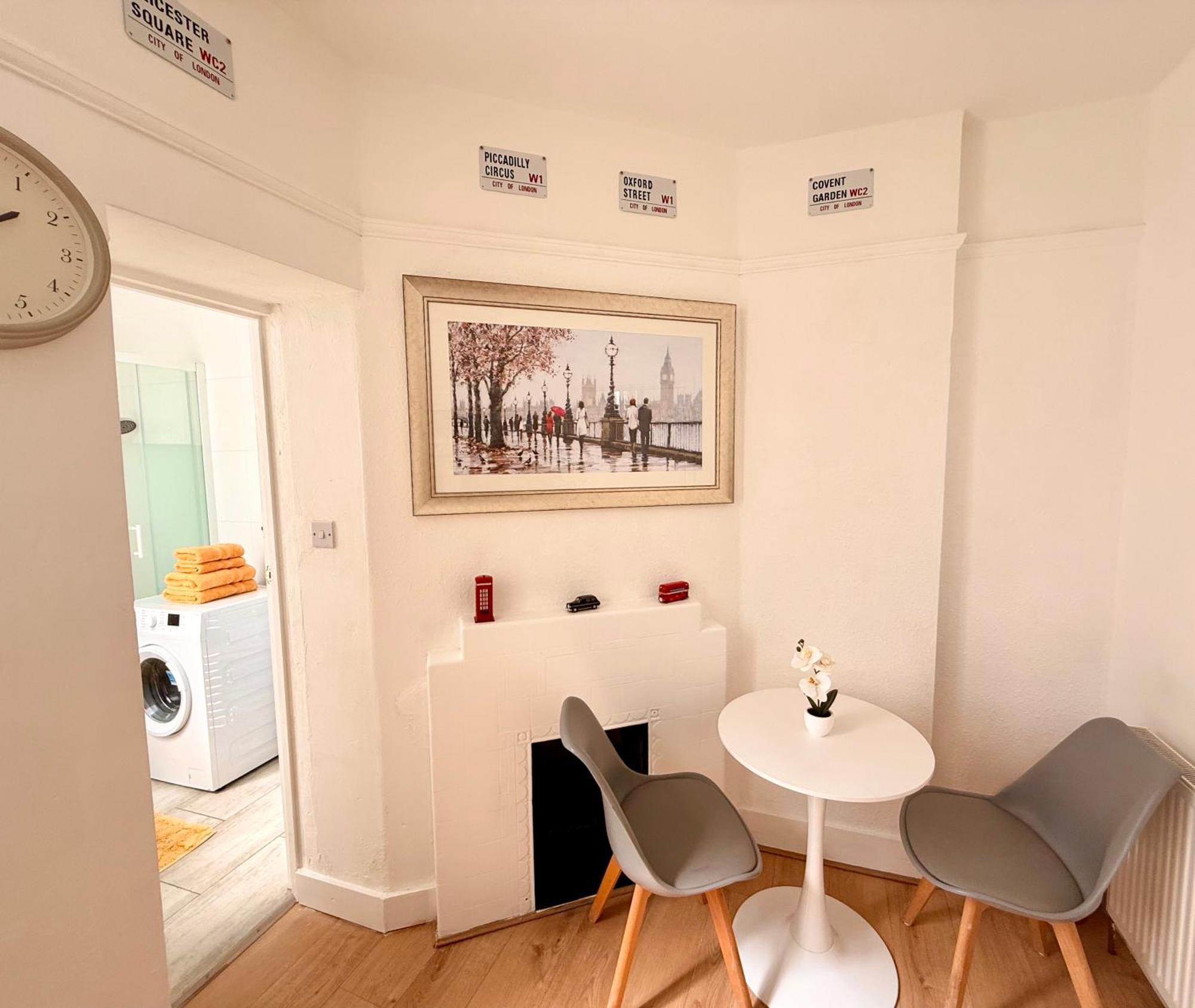 Candy Cafe Appartement *