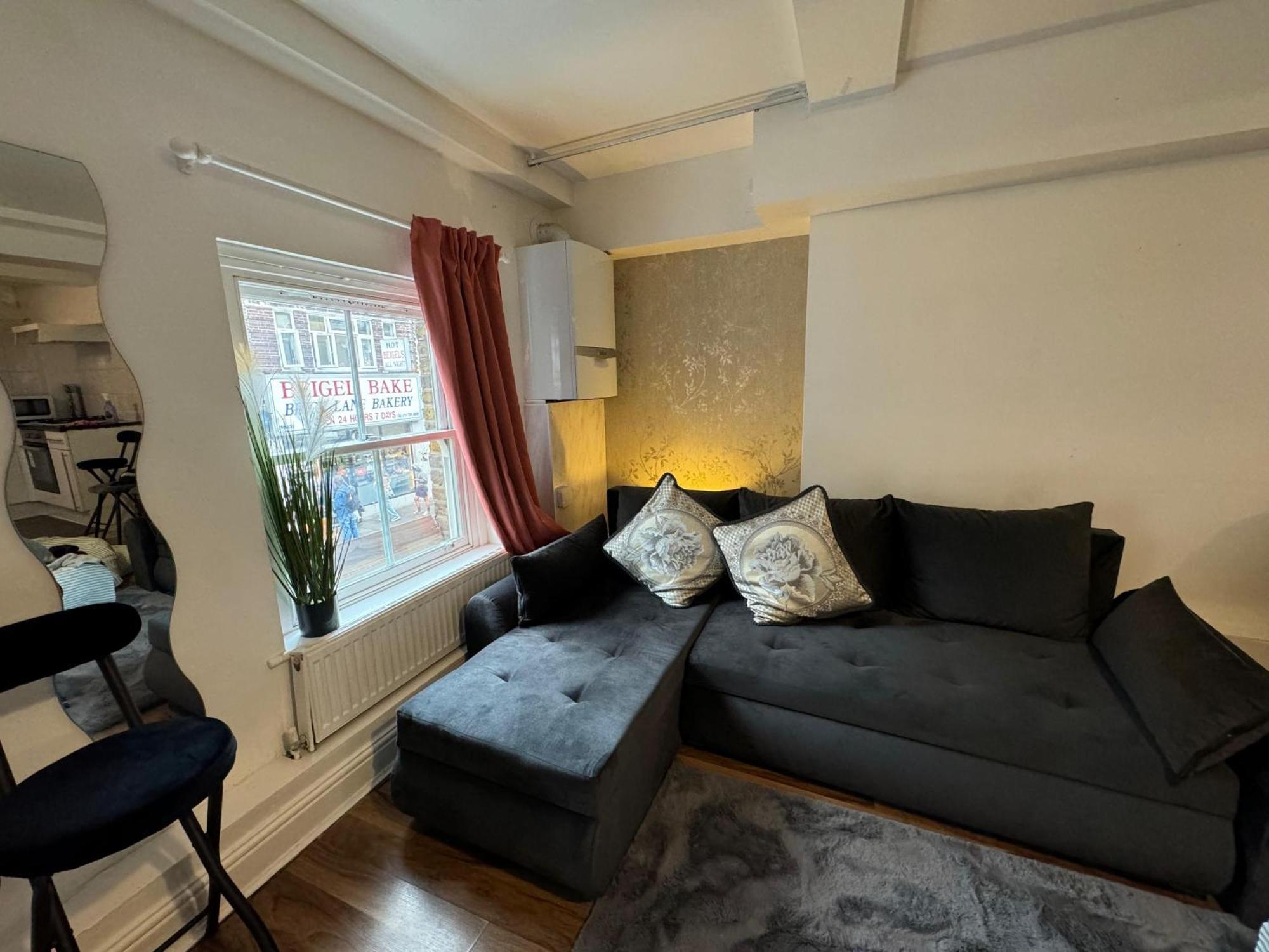 Apartment 1 Bedroom Beautiful In Bricklane *
