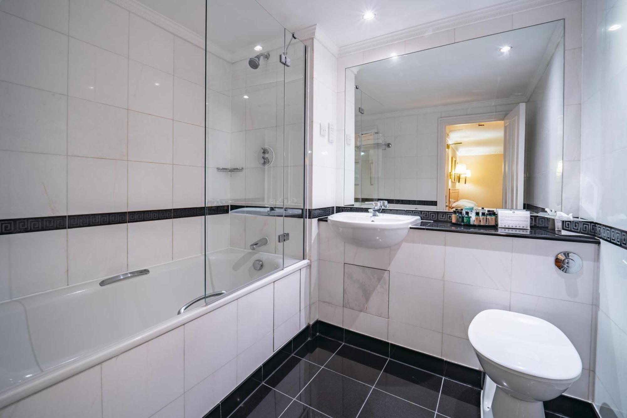 Hotell Grange Buckingham 4*