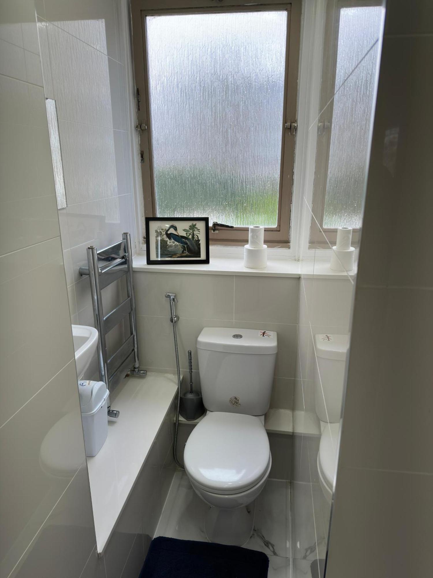 Cosy 3 Bedroom 3 Bathroom Flat With Private Garden- Maida Vale, Near Paddington Appartement Londen