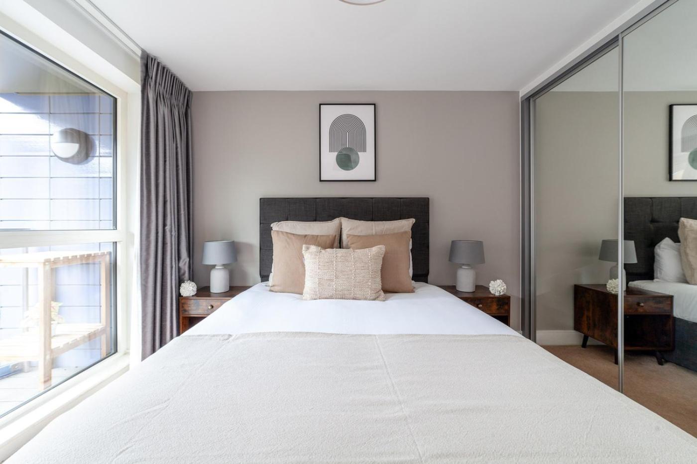 Modern & Quiet Islington Near King's Cross London