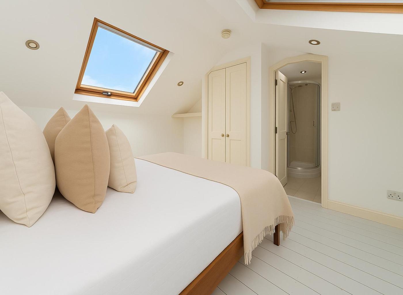 Prime Maida Vale - Walk To Portobello Road Apartment *