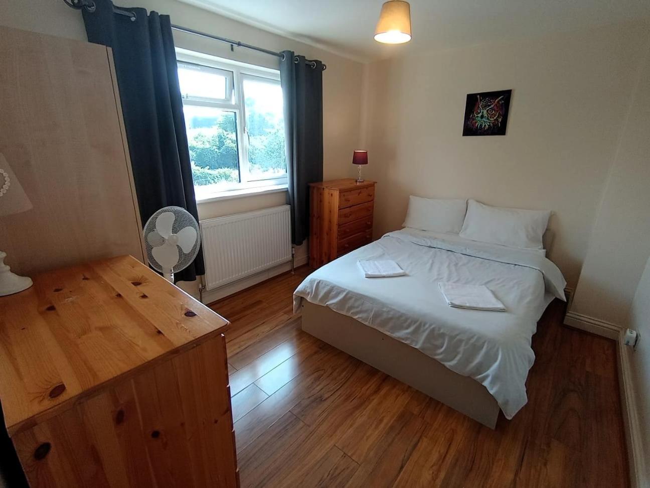 Apartment Luxury 3 Bedroom Close To East Ham Station
