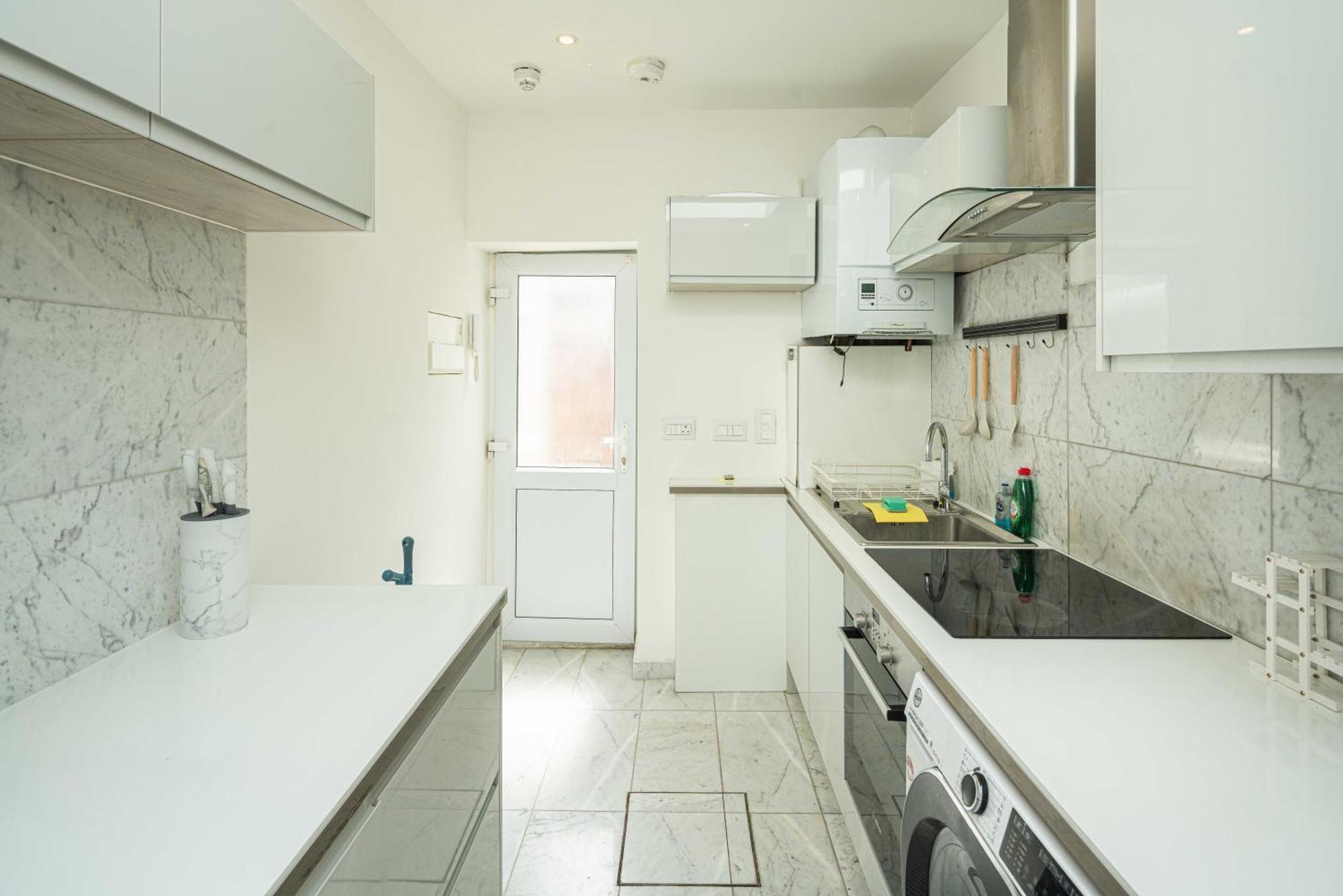 Apartment Cozy 2 Bedroom / Westfield / Hammersmith Hospital