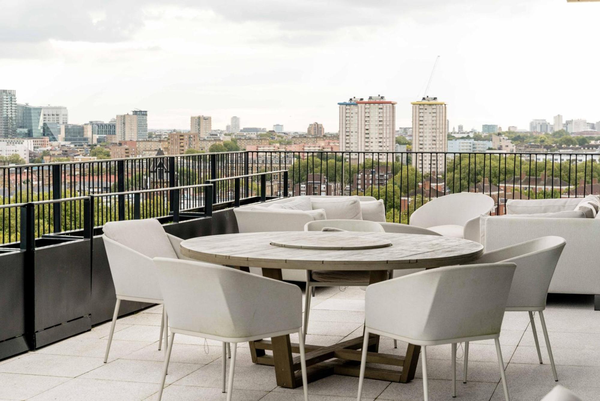 Leilighet Sunrise View Luxury With Balcony And Elevator London