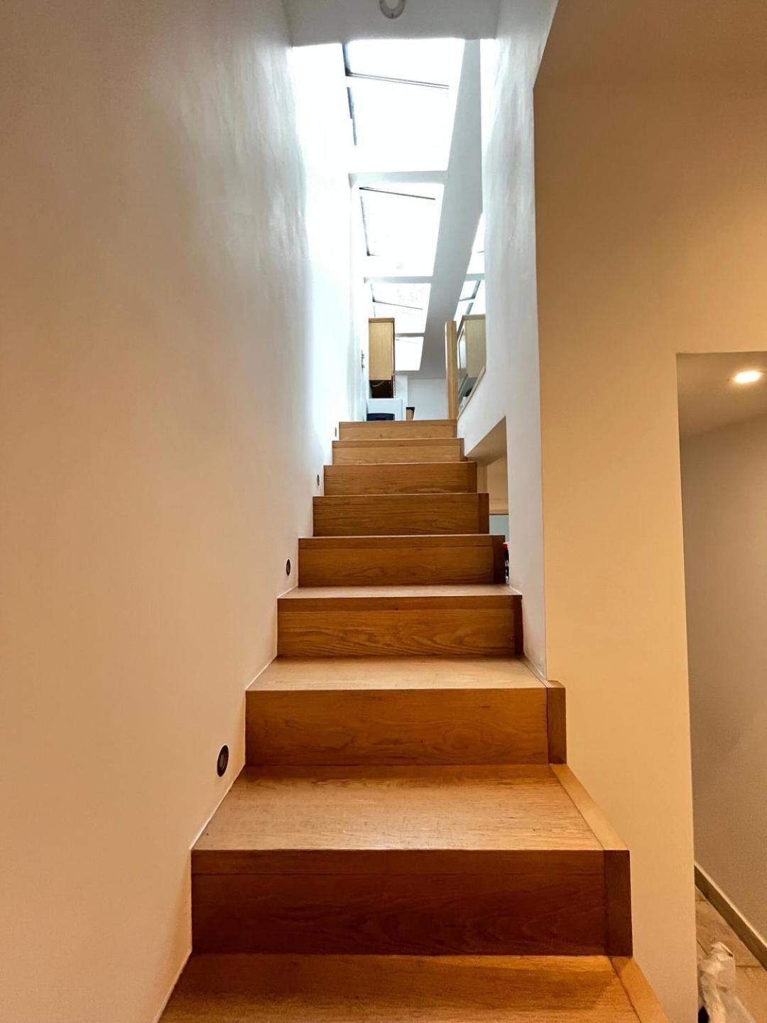 Holland Park Hideaway: A Stylish Escape Holiday home London