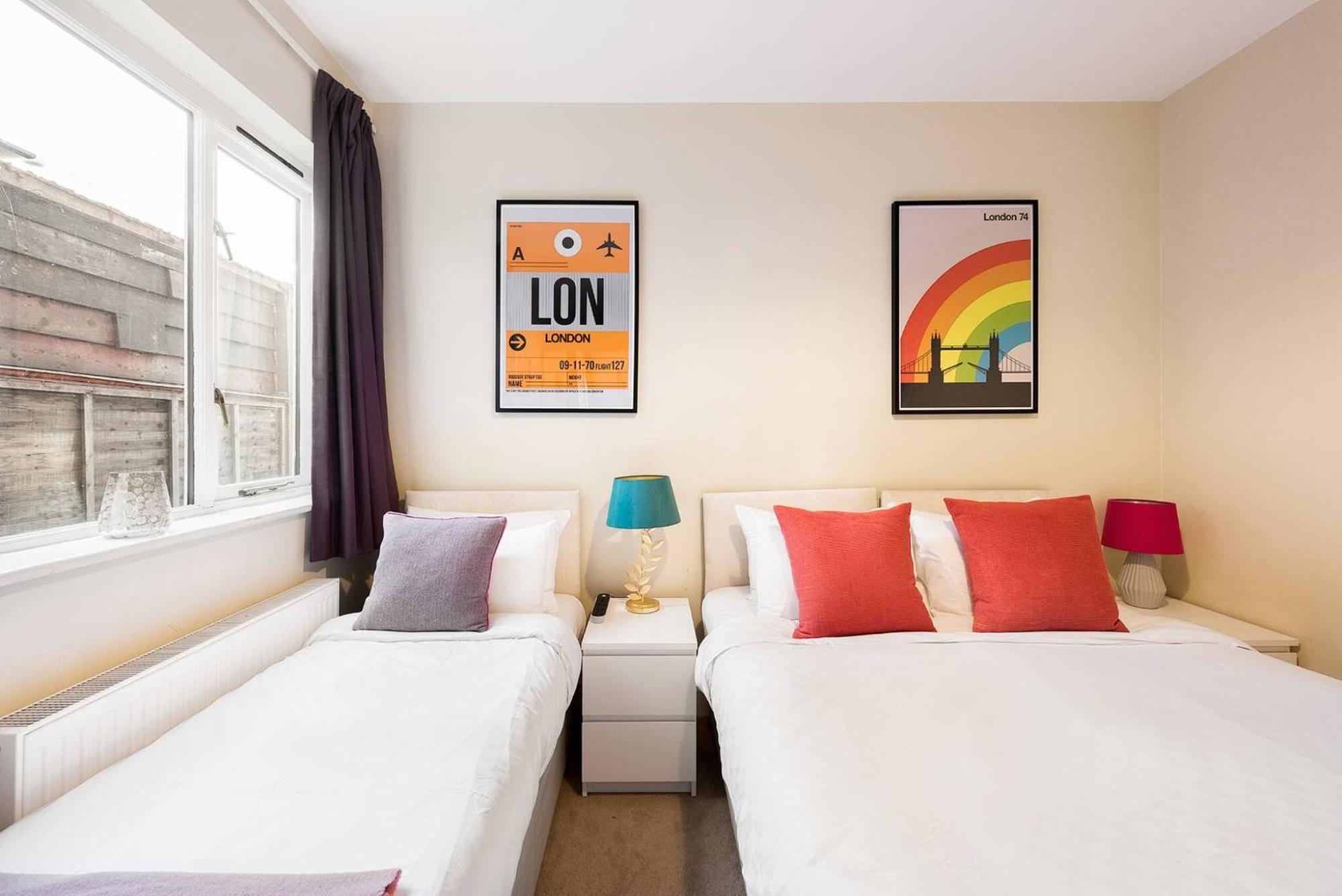 Heart Of Ealing With Garden * London