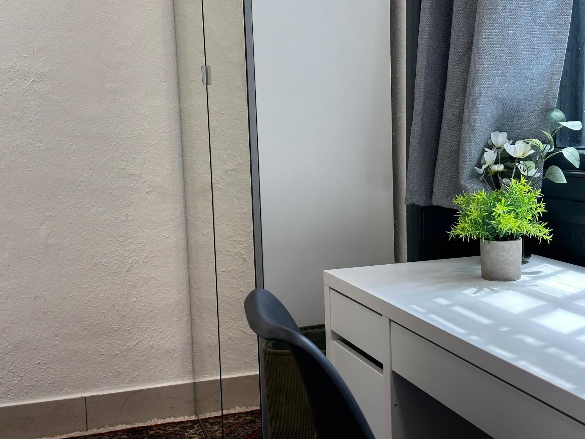 Spacious 2 Bedroom Flat Near Hyde Park By Beiroom London