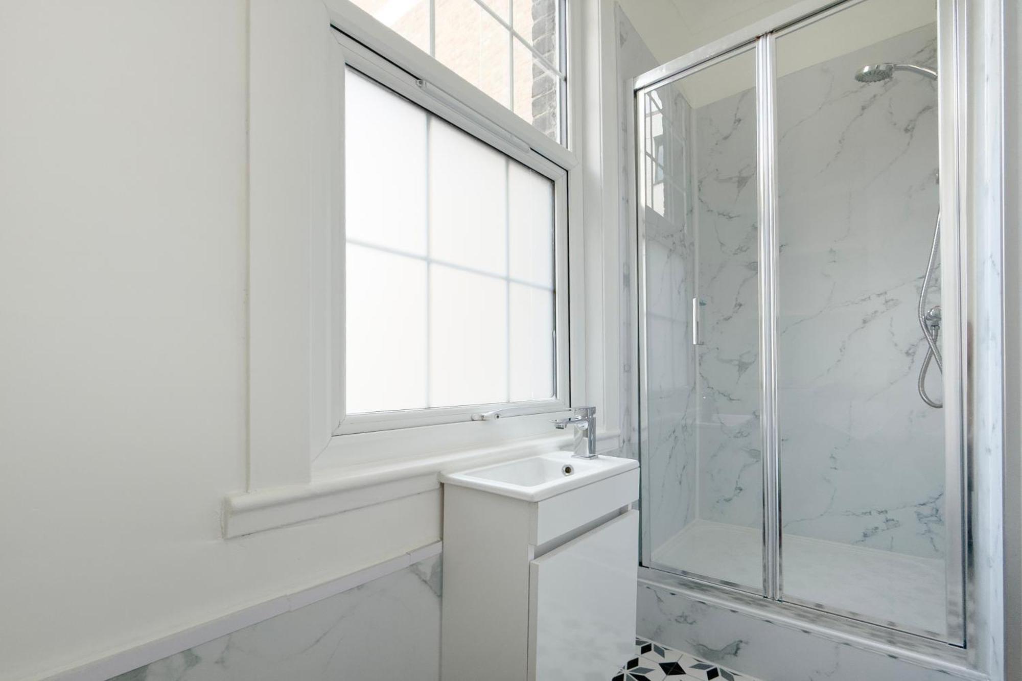 Camden Town Apartment *