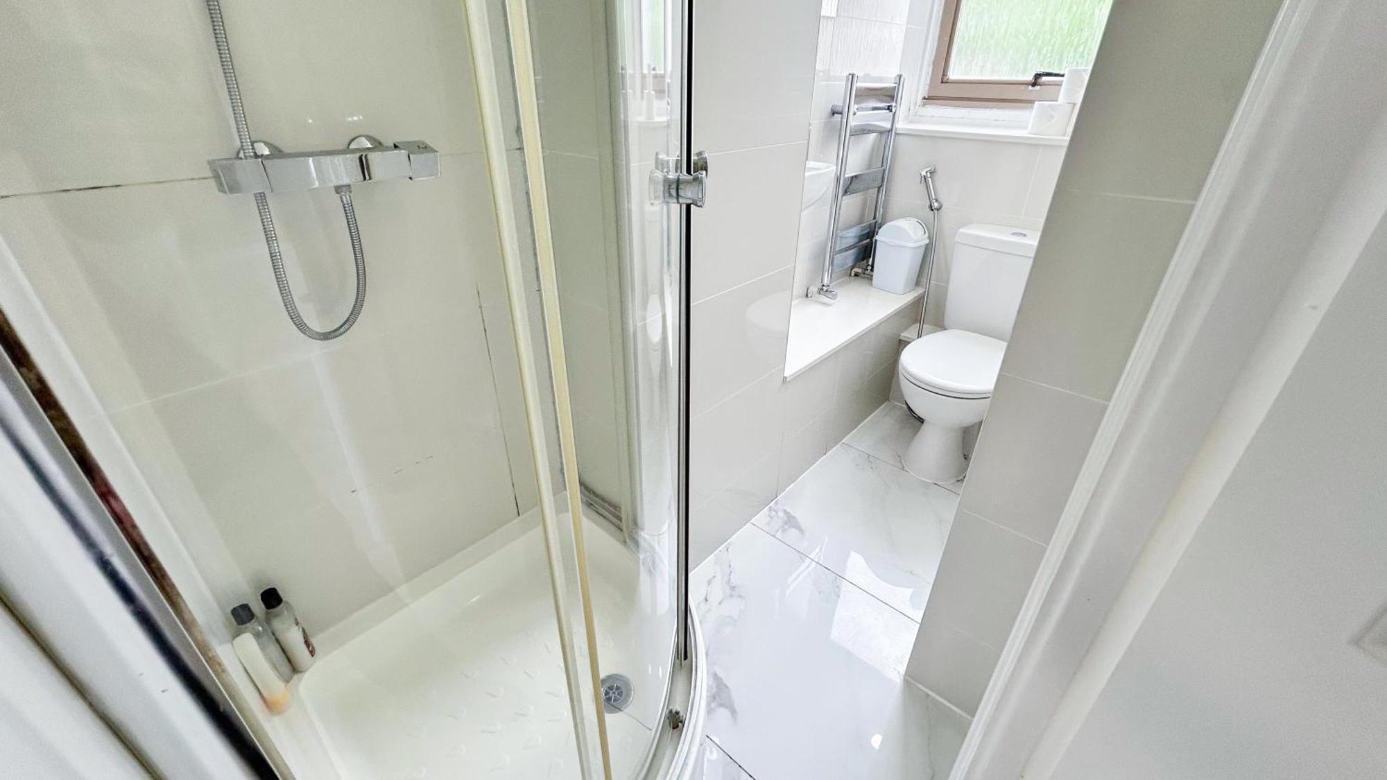 Cosy 3 Bedroom 3 Bathroom Flat With Private Garden- Maida Vale, Near Paddington * Londen