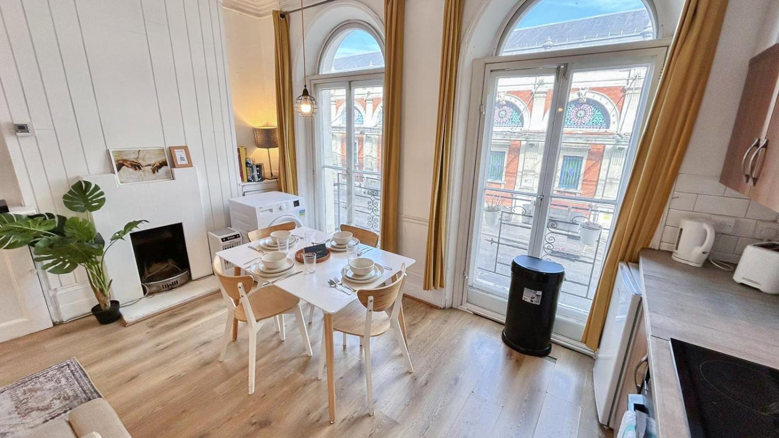 Holiday home Chic 2-bedroom Flat In Farringdon Barbican Centre London