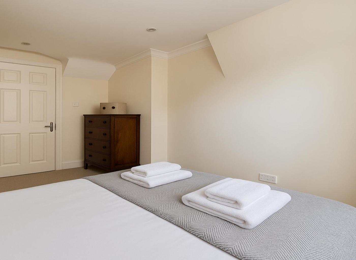 Flat - 3 Min To West Kensington Station Leilighet