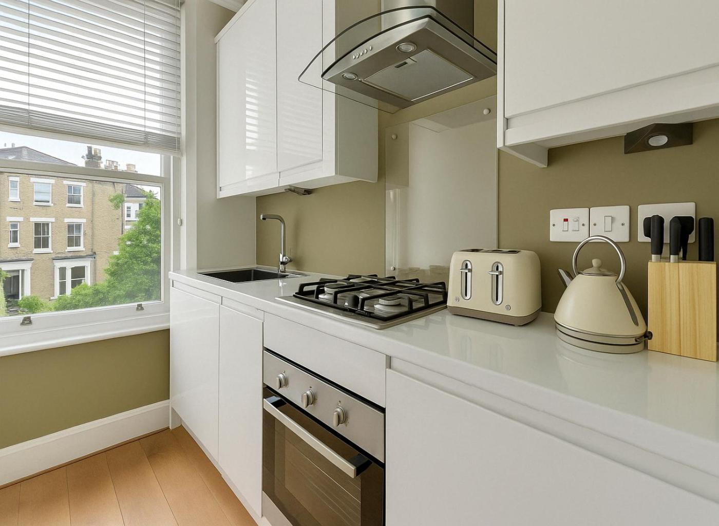 Flat - 3 Min To West Kensington Station