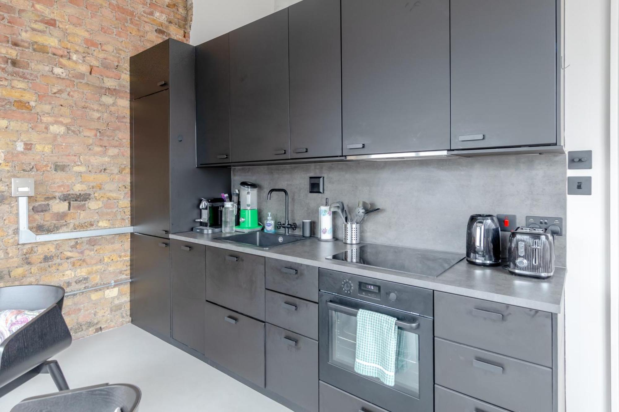 Sleek & 1bd Flat - Battersea Park Apartment