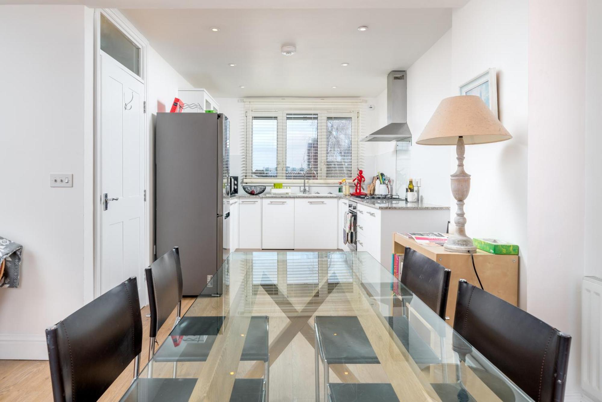 Stylish Flat Between Bridge & Tower Bridge * Londen