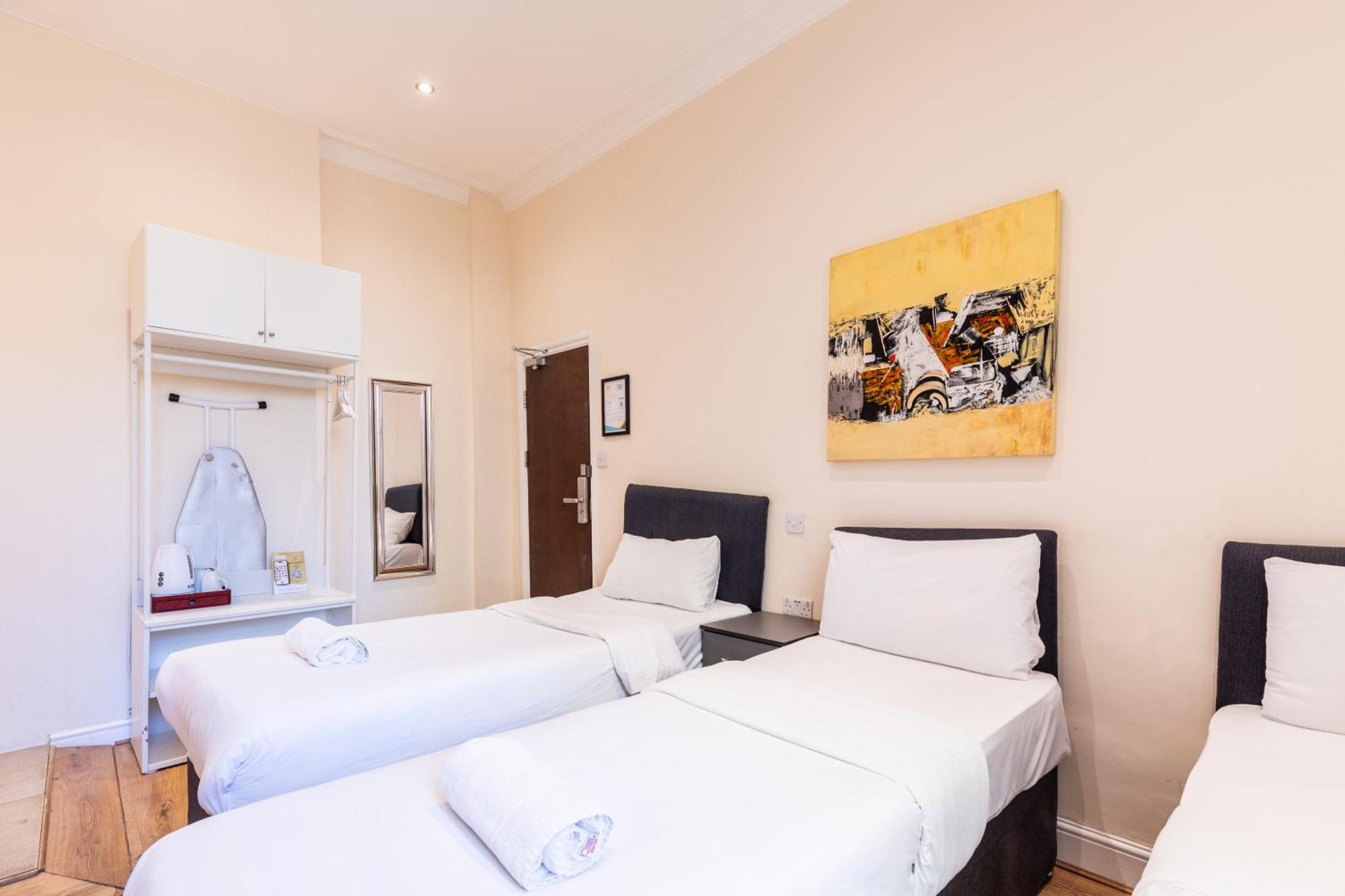 The Chapter - Hyde Park Hotel London