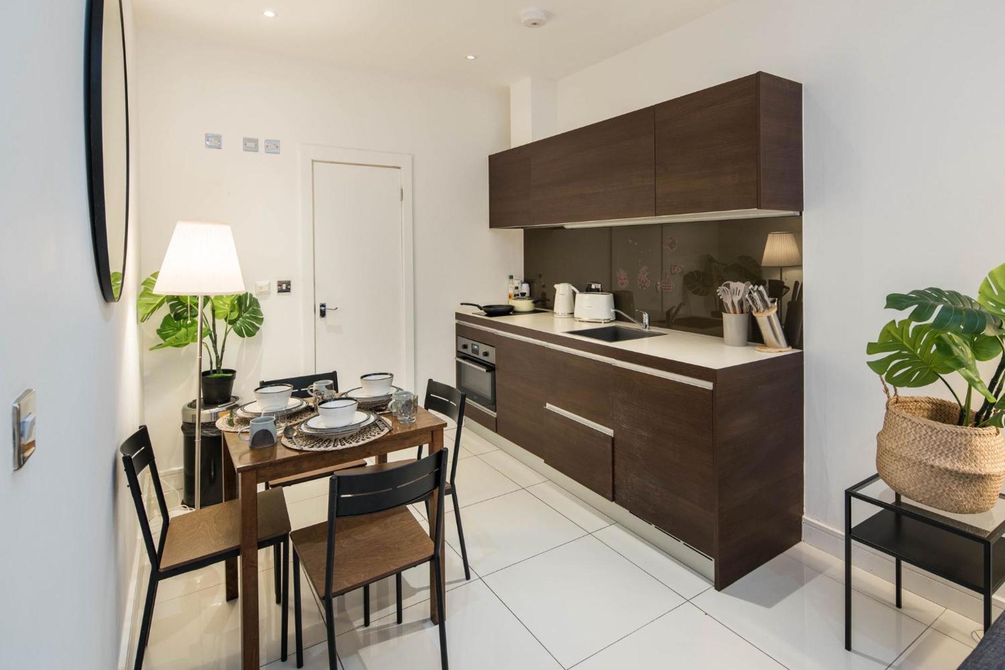 One Bedroom Flat Near Of London,soho-covent Garden Apartment