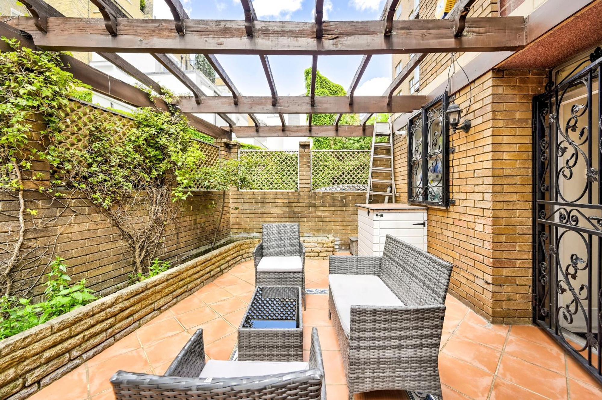 Bloomrooms@knightsbridge/hydepark London