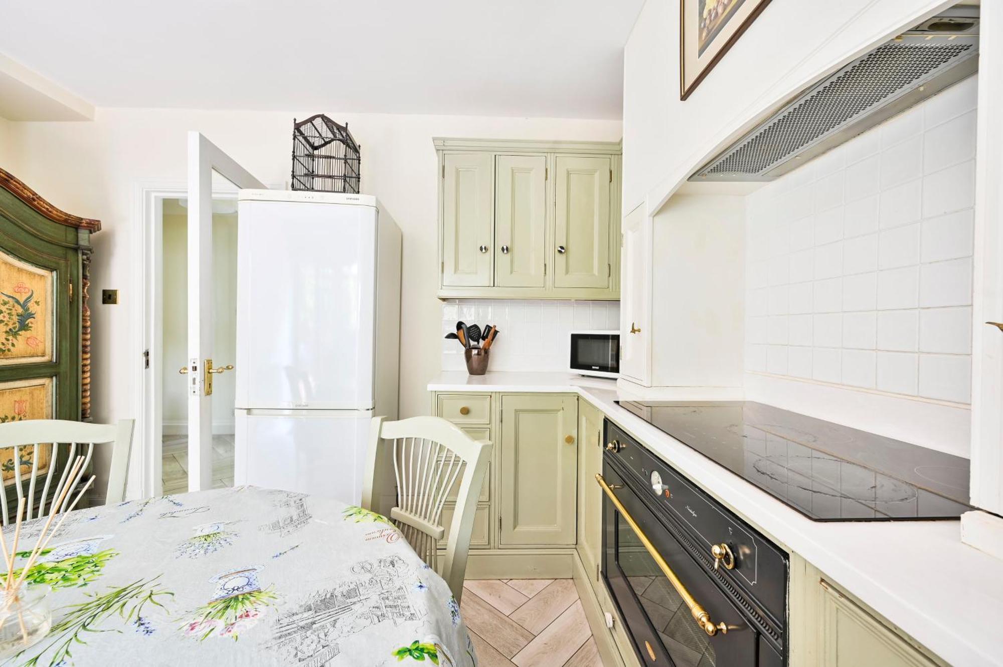 Bloomrooms@knightsbridge/hydepark Villaer