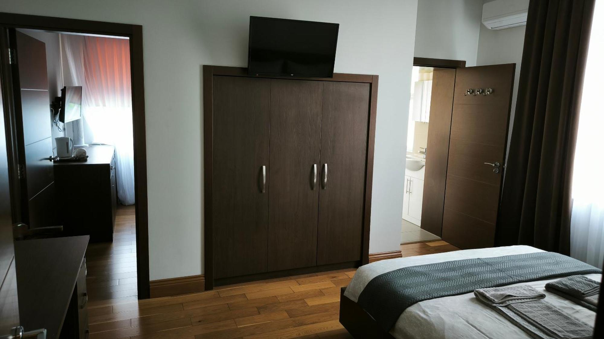 Oyo The Kilburn Arms Bed & Breakfast 3*