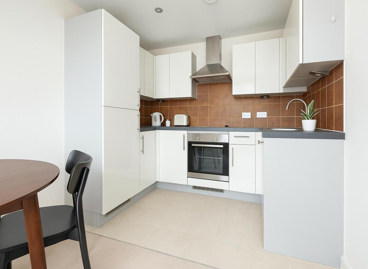 Appartement 2 Bed Flat With Balcony In Wimbledon