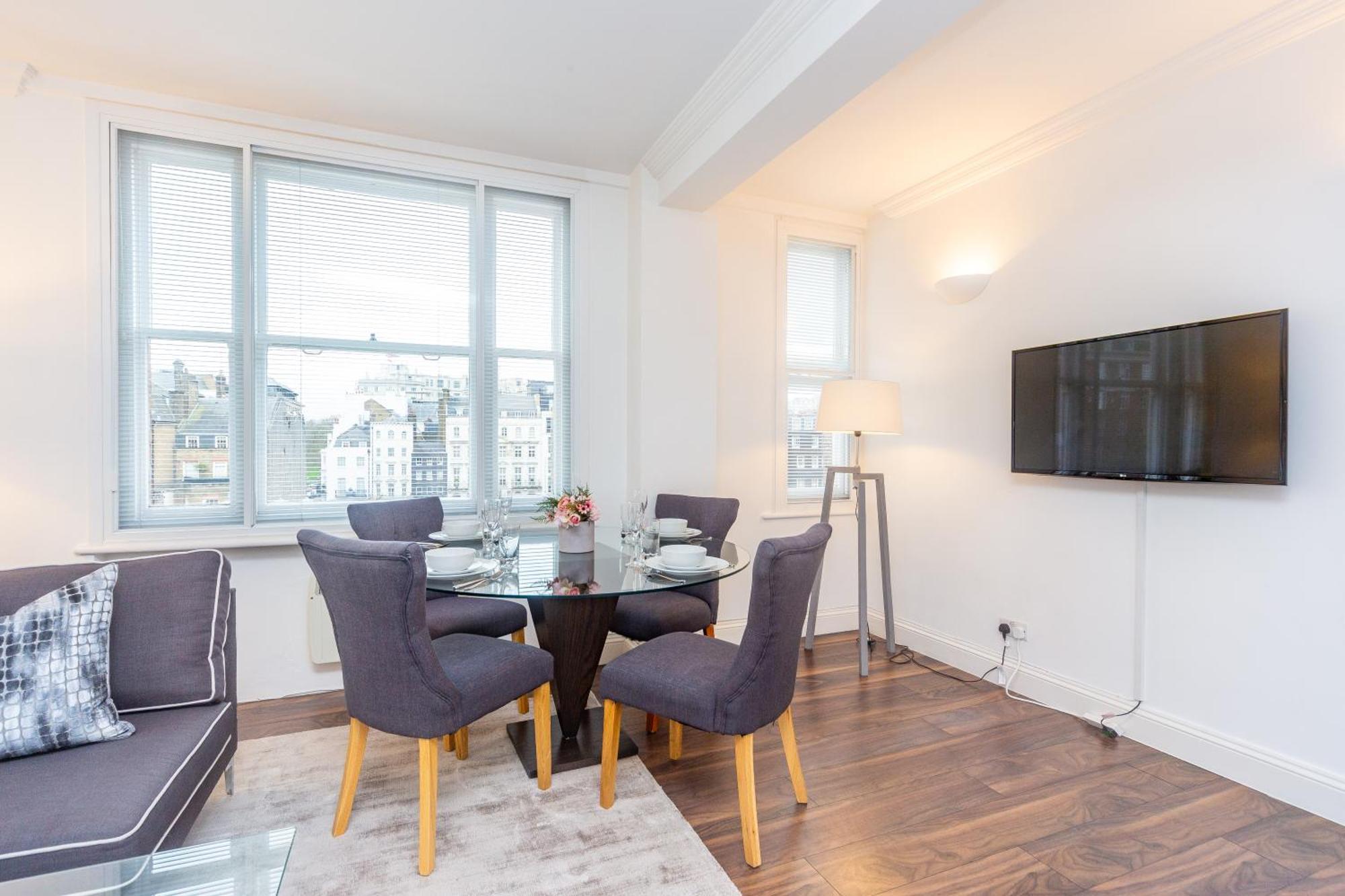 Apartment Hill Street Mayfair London