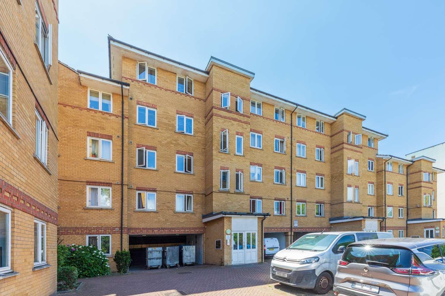 Modern 2br - 25min To Holiday home *