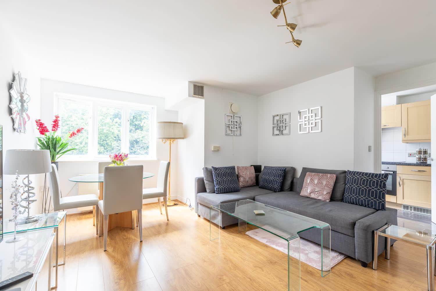 Modern 2br - 25min To London