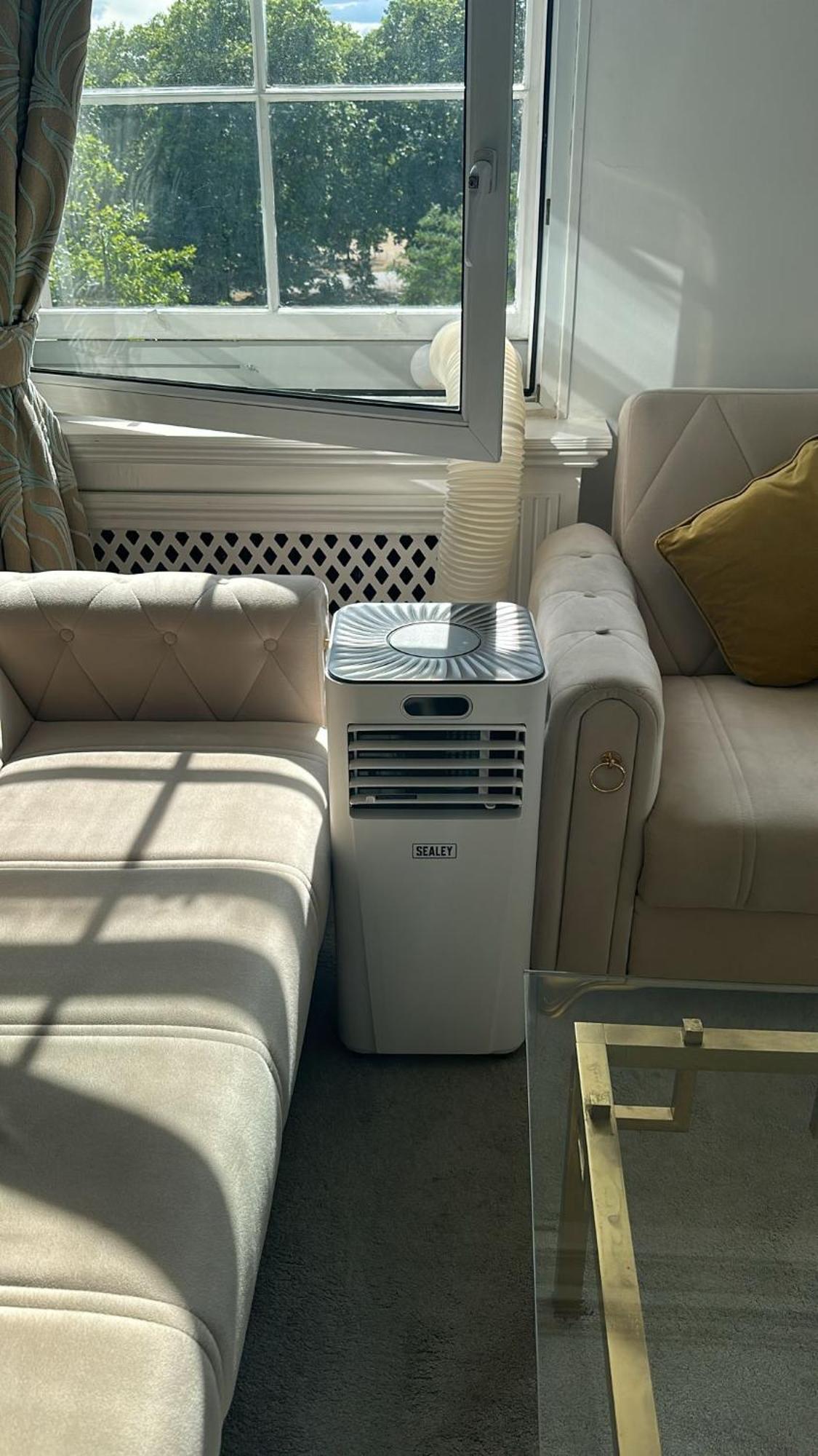 Park Lane Apartment London