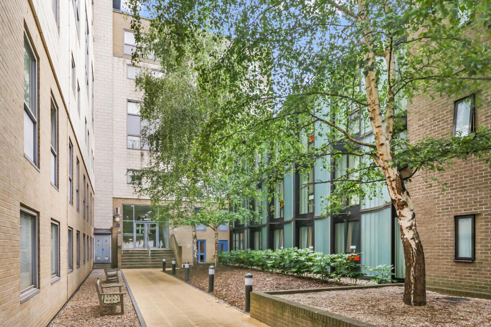 Lighthill House, Finsbury, Apartment