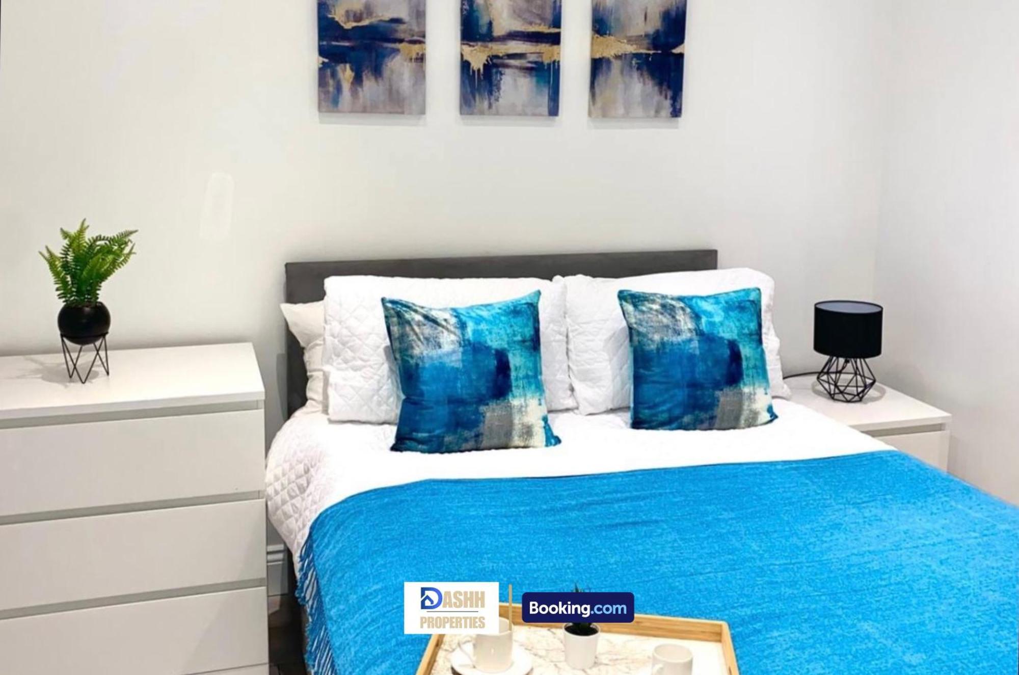 Two Bedroom By Dashh Short Lets & Serviced In Shepherds Bush With Free Wifi Feriehus *