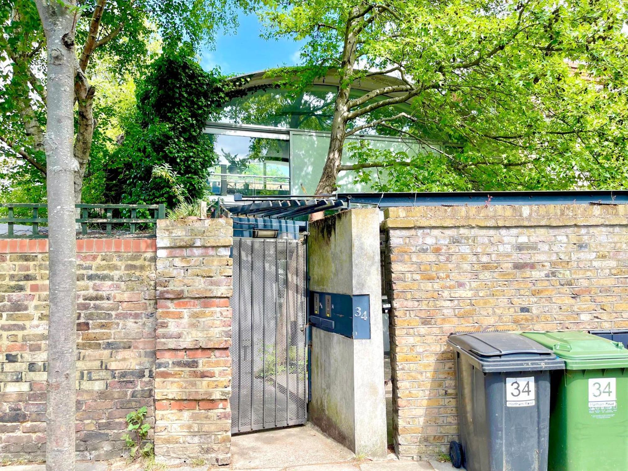Spacious 3-bedroom Flat In Holloway With Unique Patio With Free Wi-fi Appartement Londen