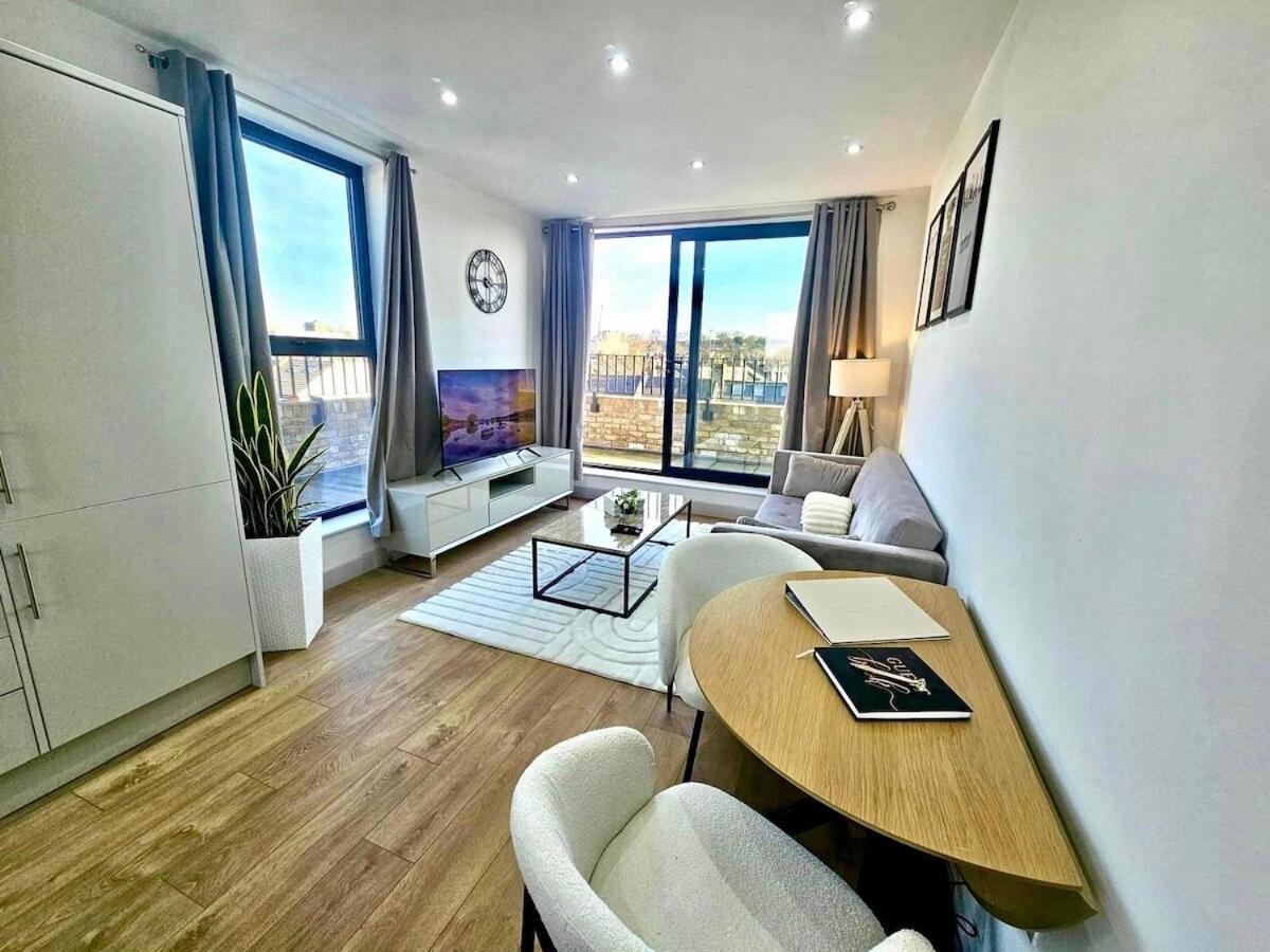 Apartment Hobson Woods London