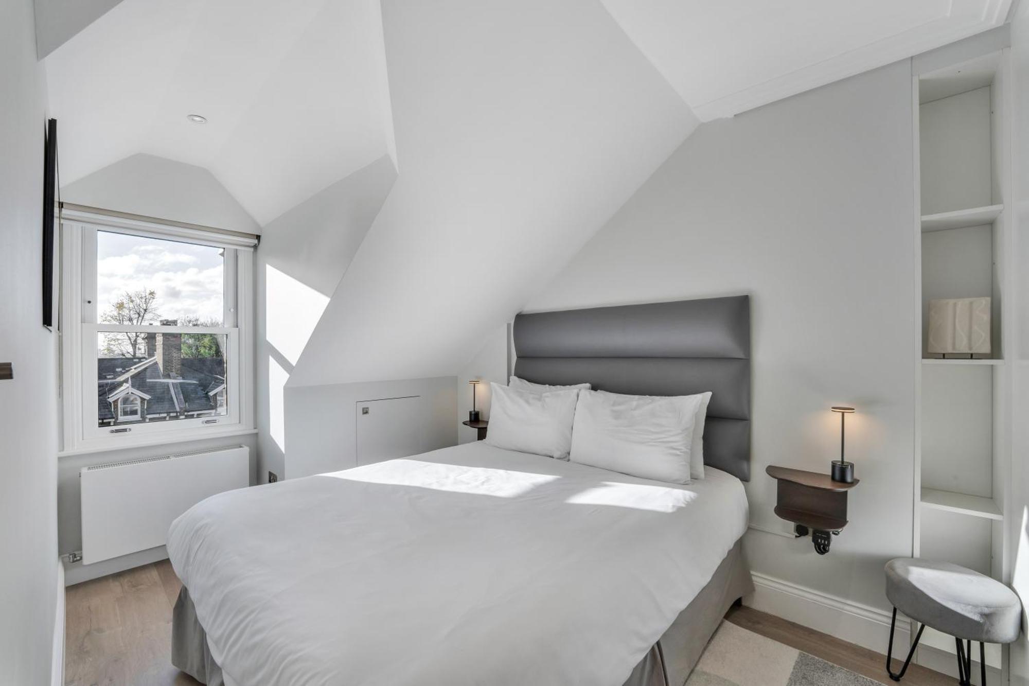 Luxlet - Heart Of Hampstead,