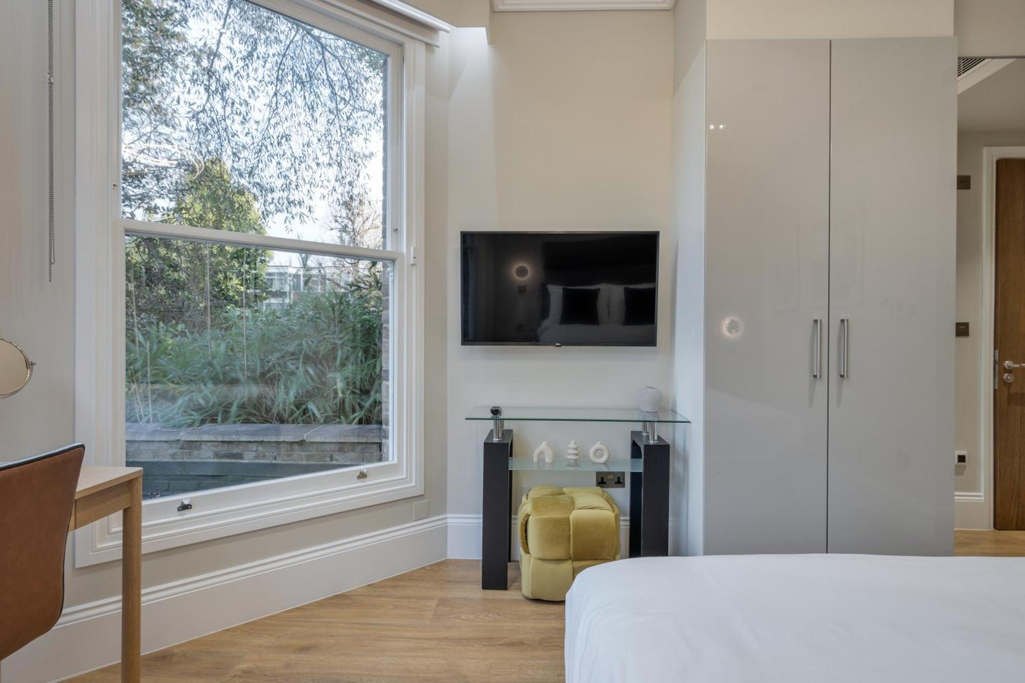 Luxlet - Heart Of Hampstead, * London