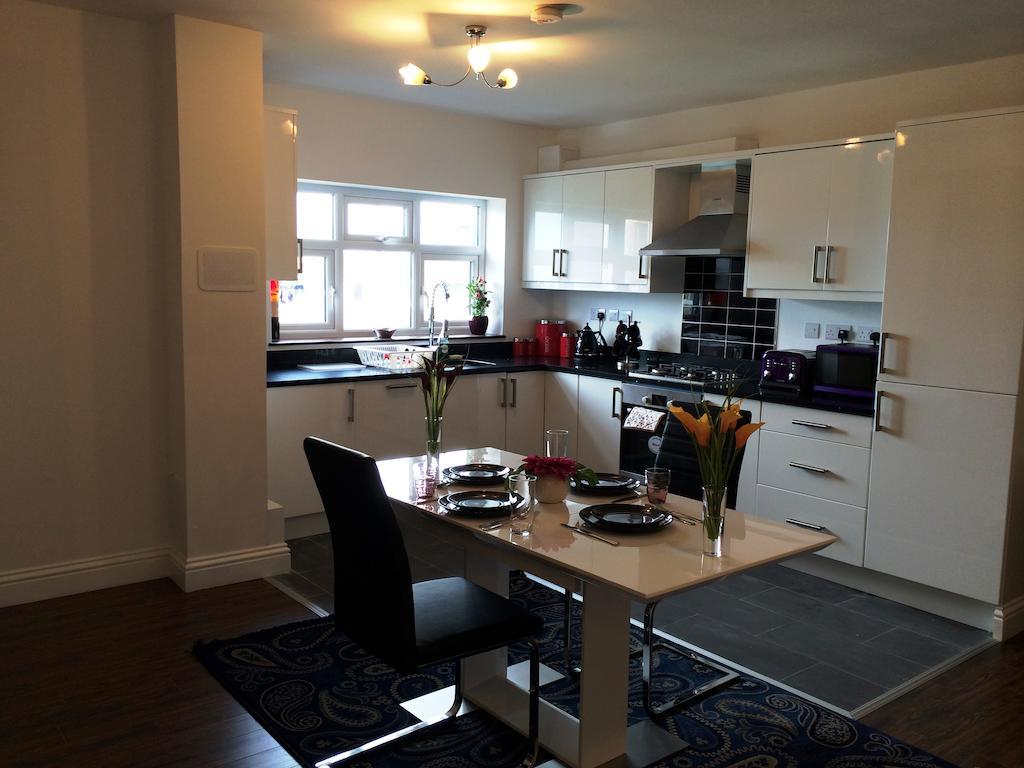 Globe City Apartment London