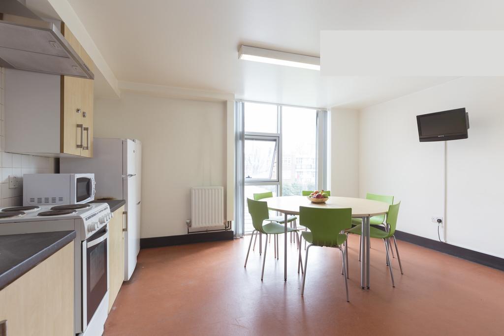 Davies Court Londen