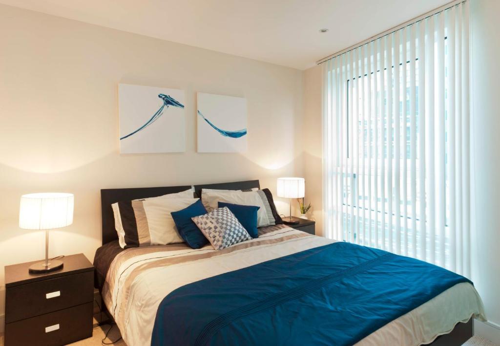 Apartment St George Wharf *
