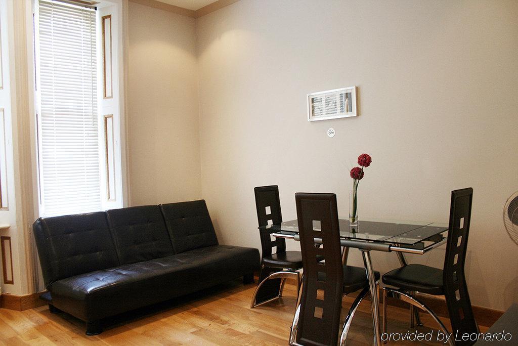 Paddington Apartment *