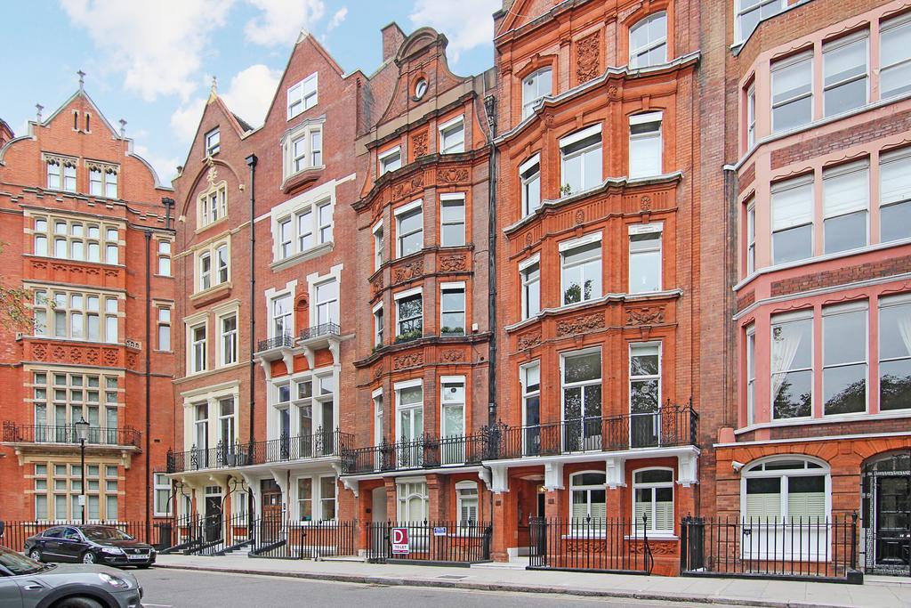 Lifestyle - Knightsbridge - Harrod's London