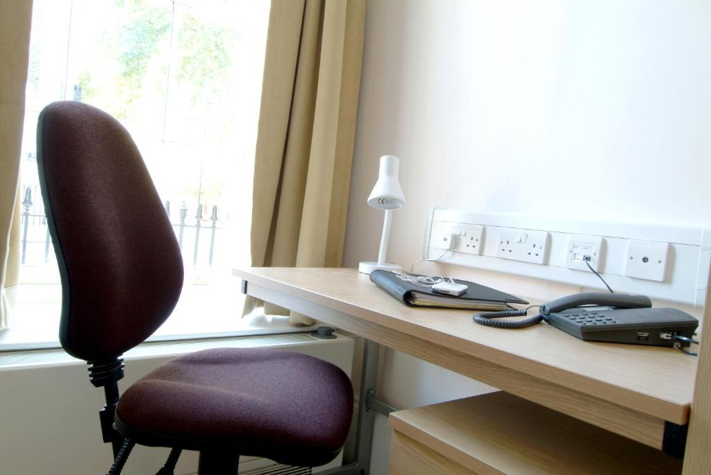 Apartment Lse Passfield Hall London