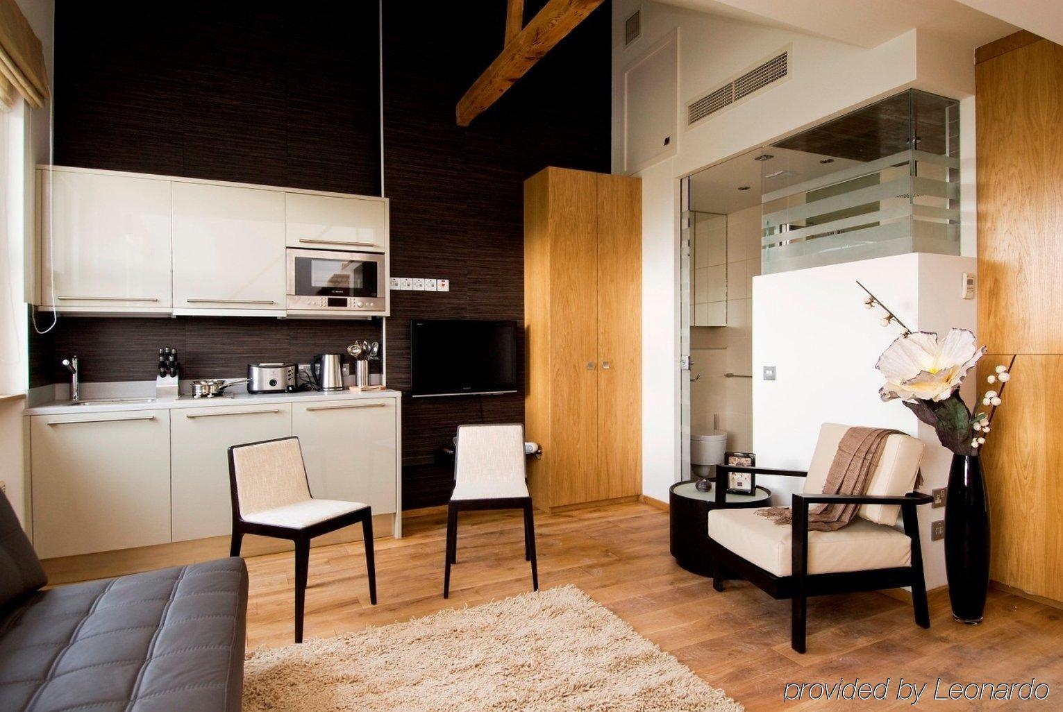 Space 4* London