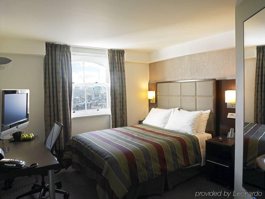 The Grand At Trafalgar Square Hotel 4*