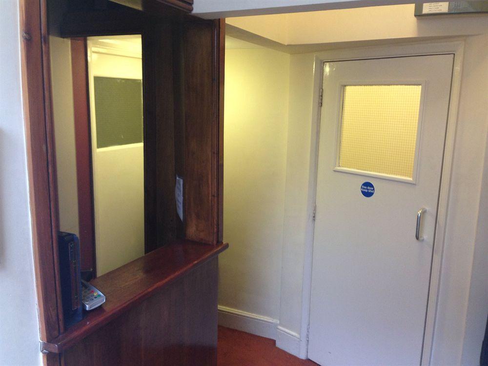 Hotell Leigh House 3*