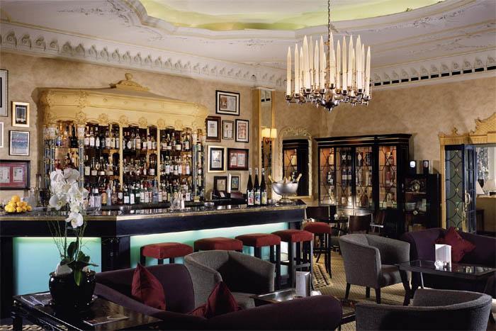 Swissotel The Howard 5*