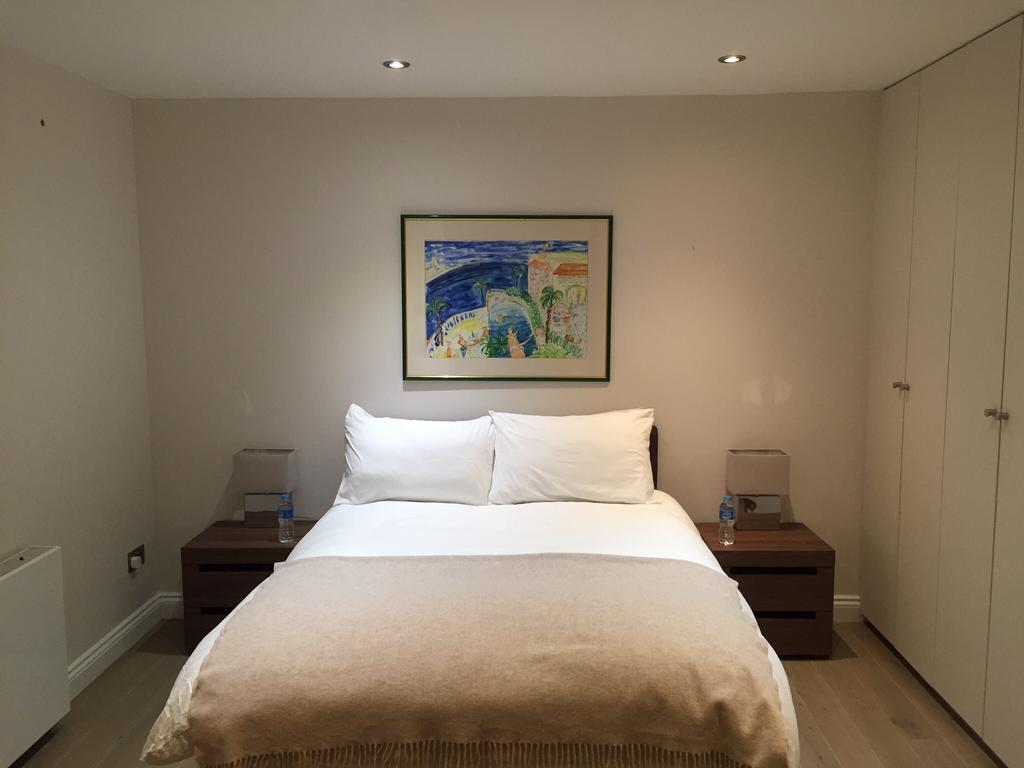 Apartment Fulham Road Apartment
