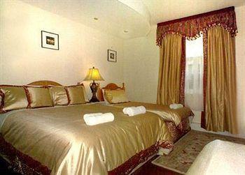 Piccolino Hyde Park Bed & Breakfast 2*